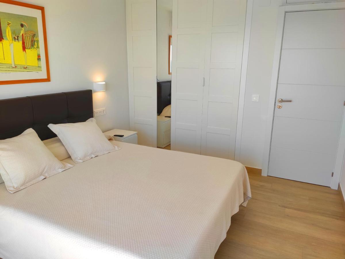 Beachfront -- New Luxury Apartment -- 1ª Linea Playa -- Fuengirola City Center -- Private Parking -- Panoramic Sea Views -- Екстер'єр фото