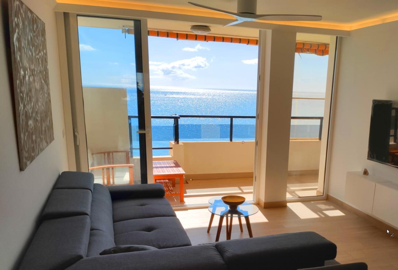 Beachfront -- New Luxury Apartment -- 1ª Linea Playa -- Fuengirola City Center -- Private Parking -- Panoramic Sea Views -- Екстер'єр фото